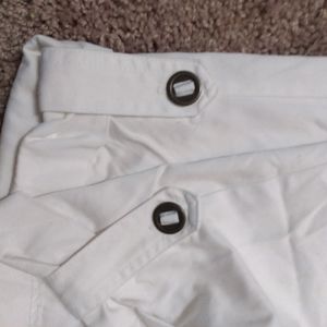 CJ Banks White Capri Pant